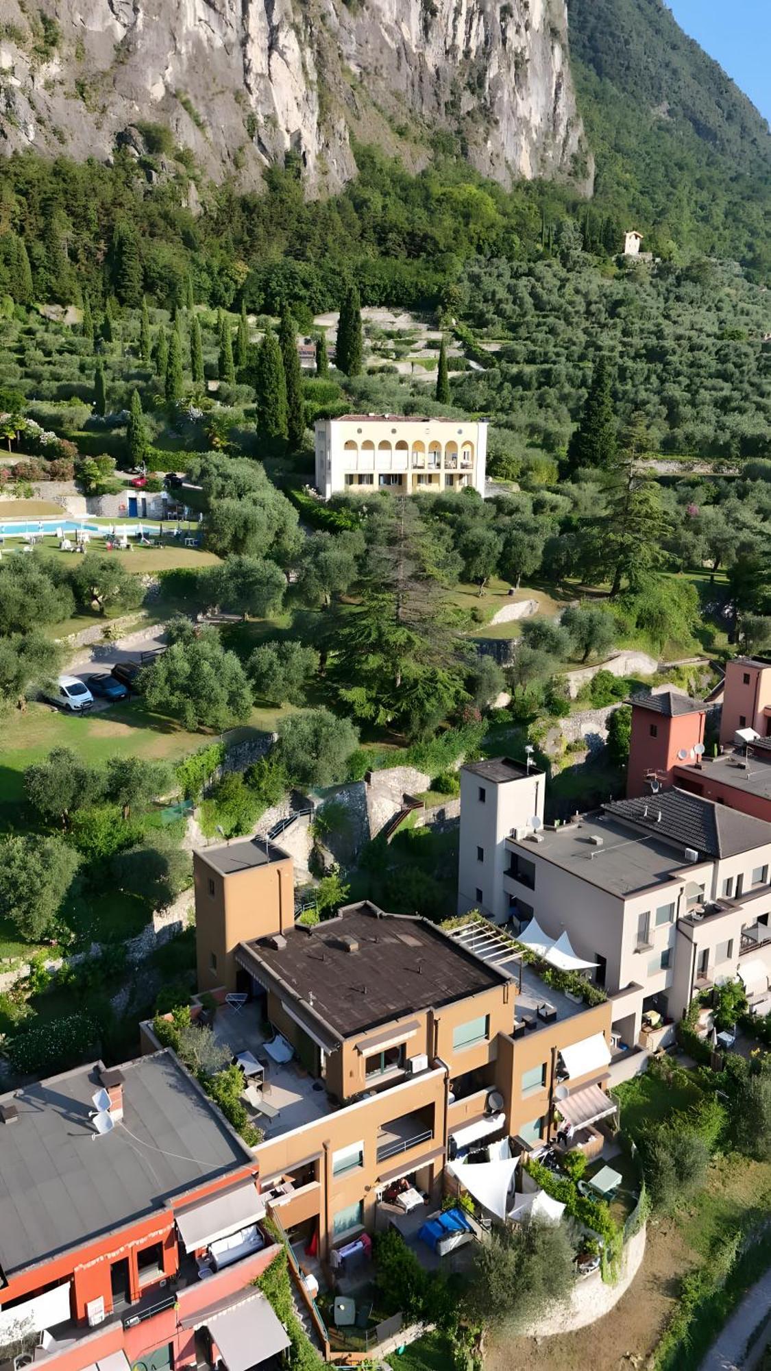 Casa Sara With Swimming Pool Apartment Riva del Garda Exterior photo