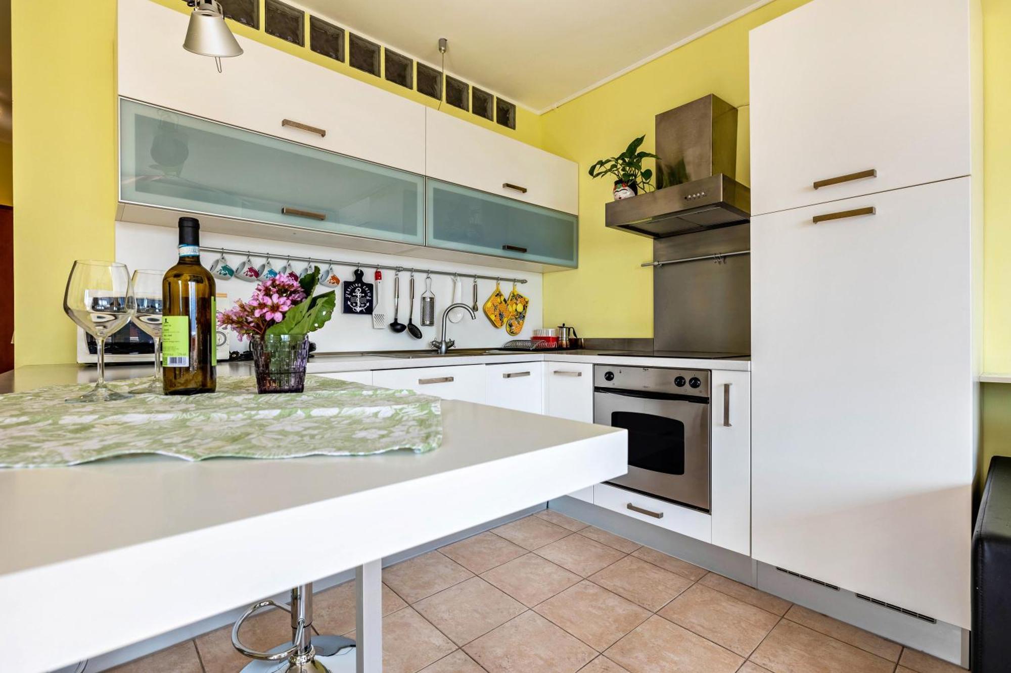 Casa Sara With Swimming Pool Apartment Riva del Garda Exterior photo