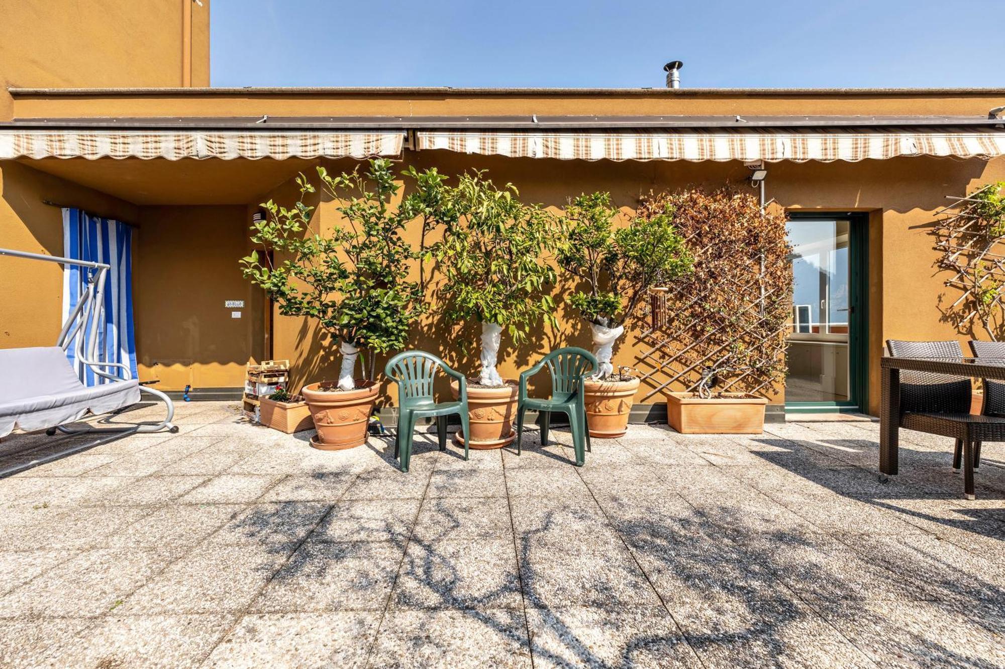 Casa Sara With Swimming Pool Apartment Riva del Garda Exterior photo